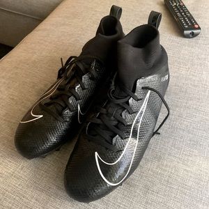 Nike Men's Vapor Untouchable Pro 3 Football Cleats